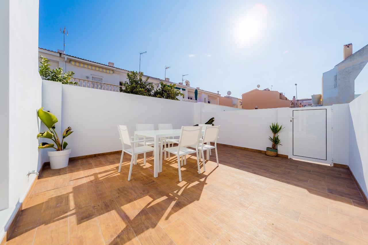 Apartamentos El Abuelo Torrevieja Luaran gambar